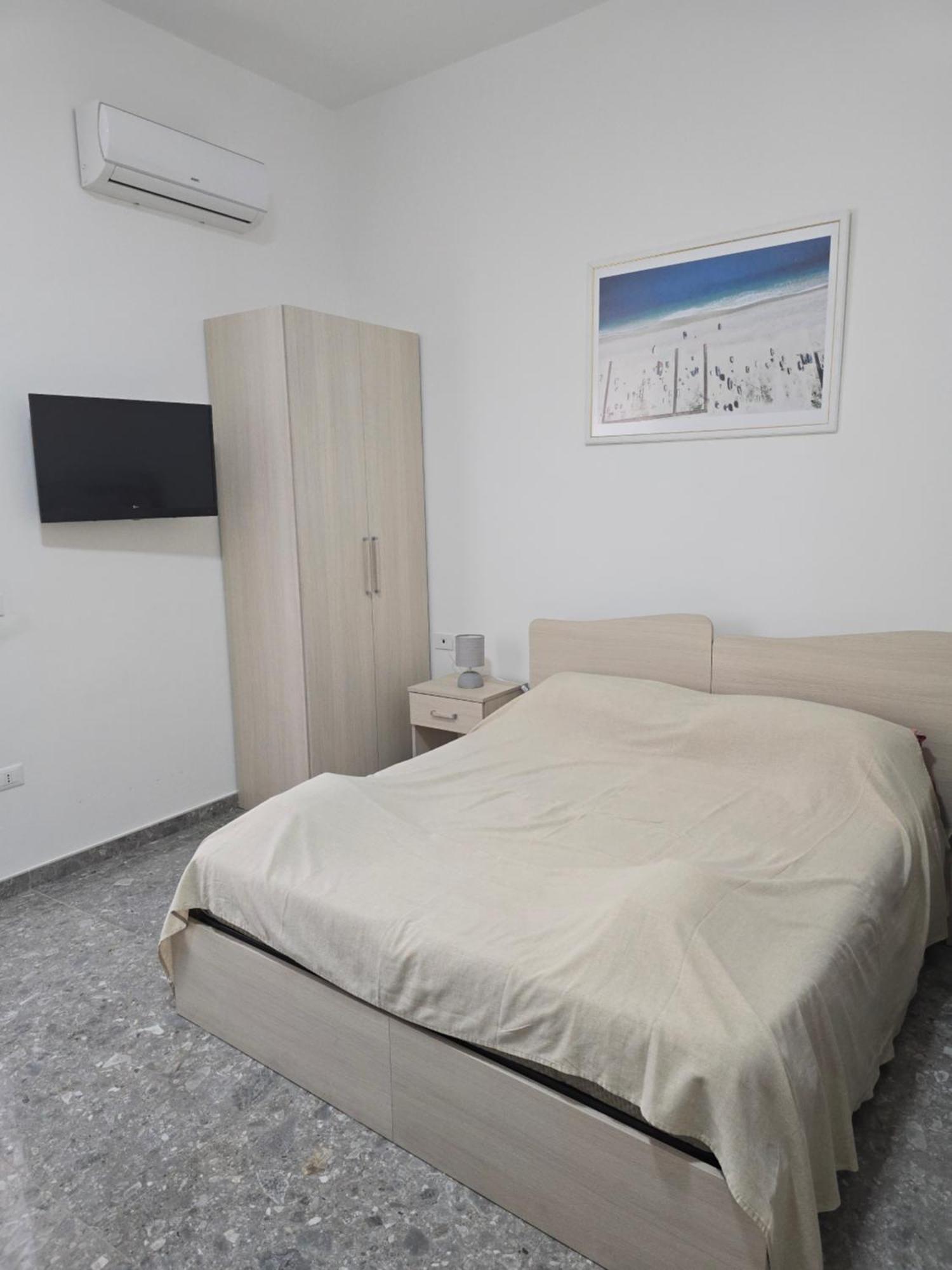 Da Massimo 1 Bed and Breakfast Marina di Schiavonea Eksteriør billede