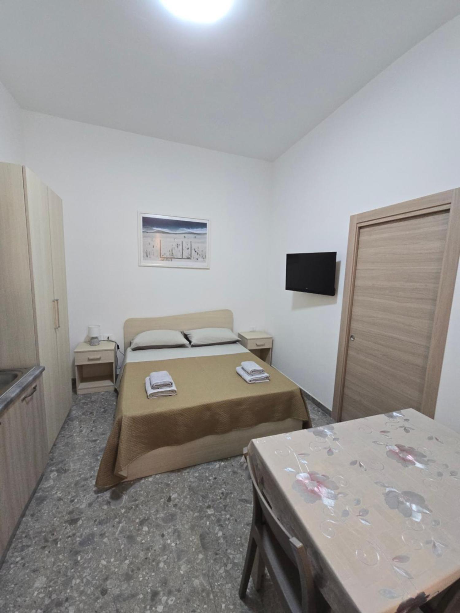 Da Massimo 1 Bed and Breakfast Marina di Schiavonea Eksteriør billede