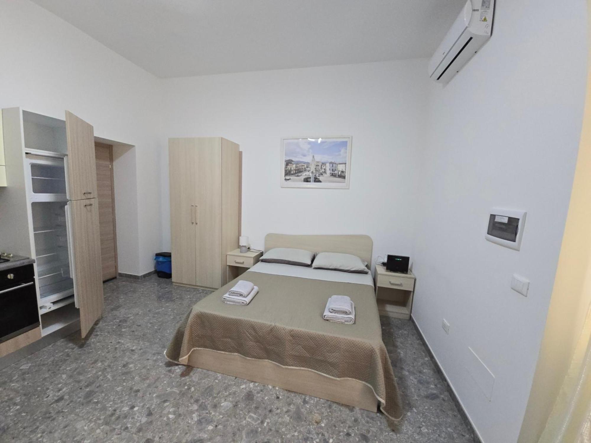 Da Massimo 1 Bed and Breakfast Marina di Schiavonea Eksteriør billede